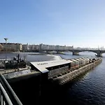 Unique Apartment In Praha Near River Vltava