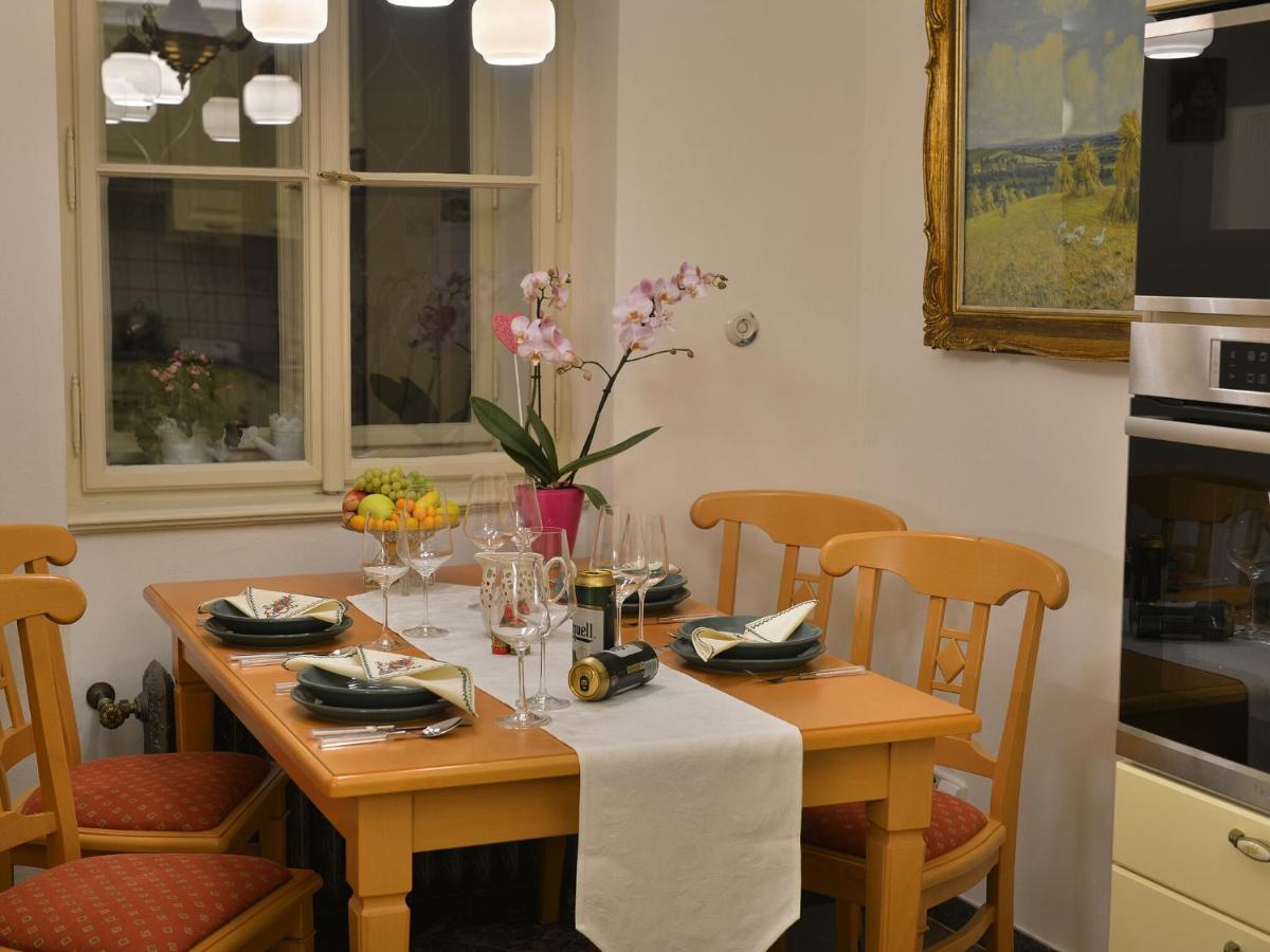 Apartment Unique In Near River Vltava Prague
